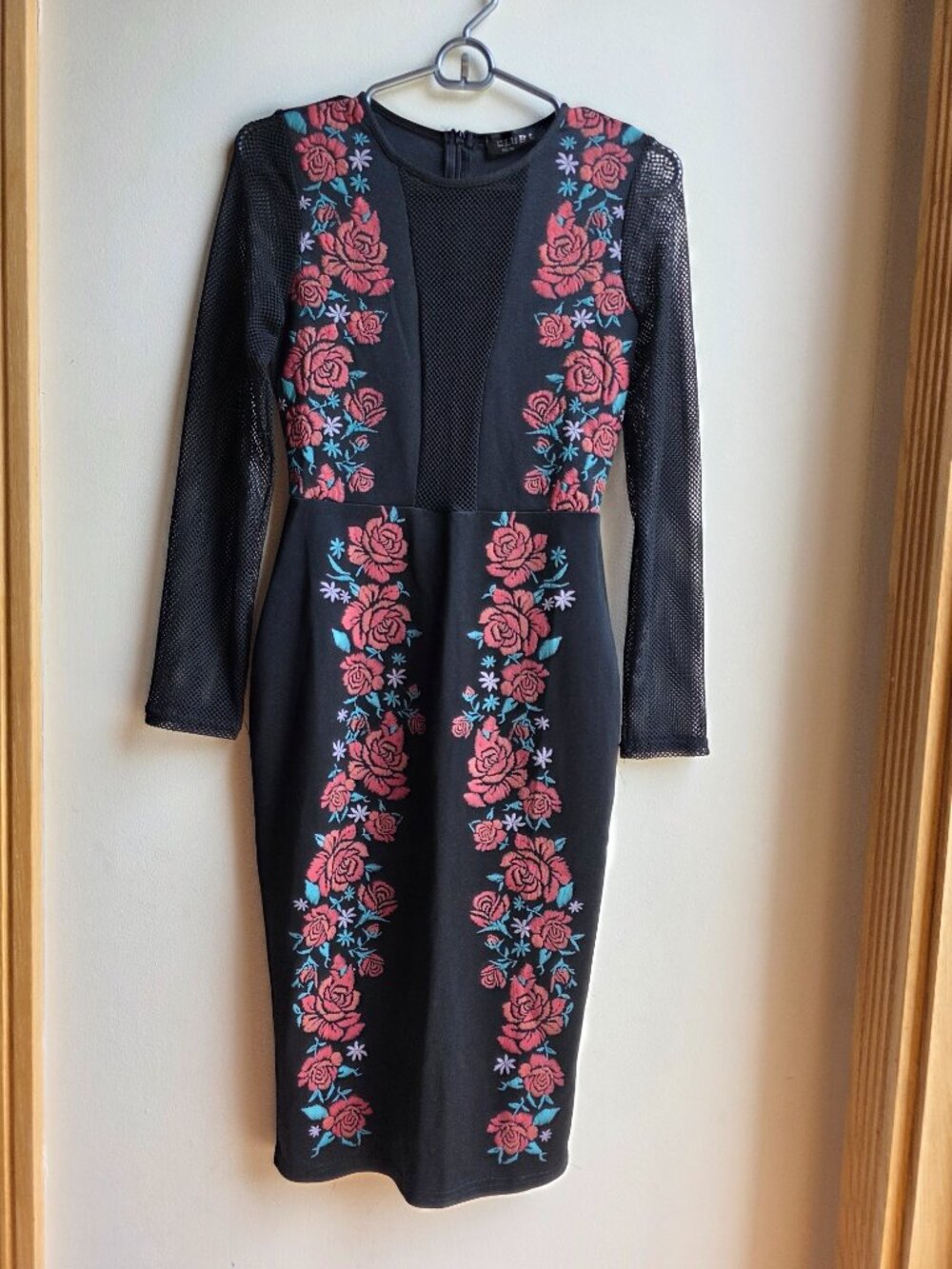 Club L Black Form Fitting Dress With Rosettes Size L